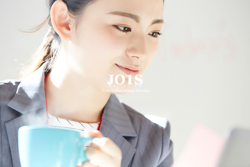JO1S 制服形象